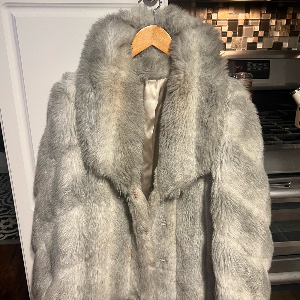 Vintage Aleutian Dubrowsky & Joseph Fur Coat Womens Gray Fur Coat